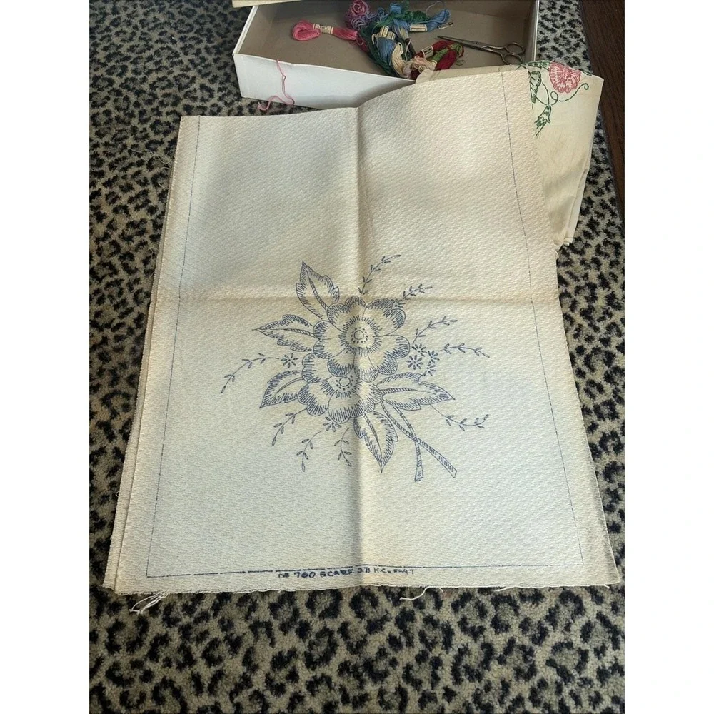 VTG Complete/ Incomplete Pillowcases & More- Thread & Scissors Linens Embroidery